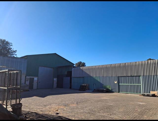 18,454M² VACANT LAND FOR SALE IN LINBRO PARK